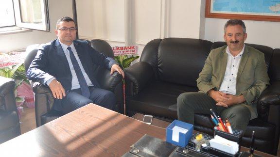 Aybastı Belediye Başkanımız İzzet GÜNDOĞAR, İlçe Milli Eğitim Müdürümüz Onur BEKYÜREK´e hoşgeldin ziyaretinde bulunmuştur.