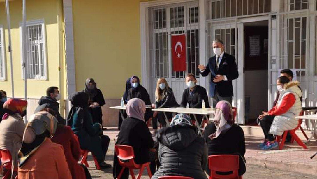 Okul Öncesi Öğrenci Velilerine Yönelik Toplantı Gerçekleştirildi